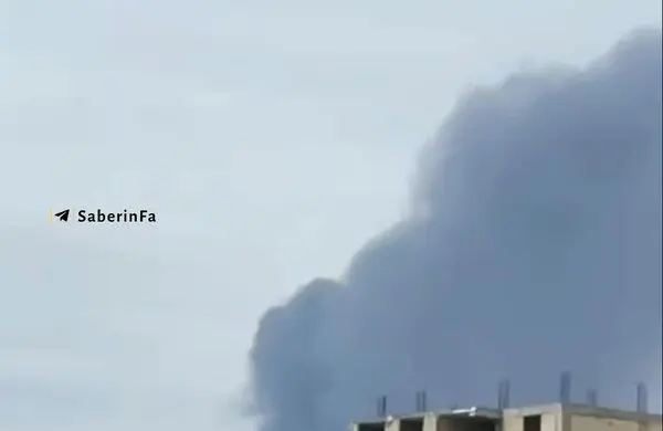 تصاویری از ستون دود در محدوده فرودگاه پیام