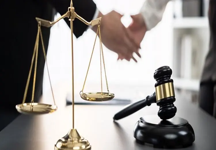 تبادل پیام های نامشروع و تبعات قانونی آن