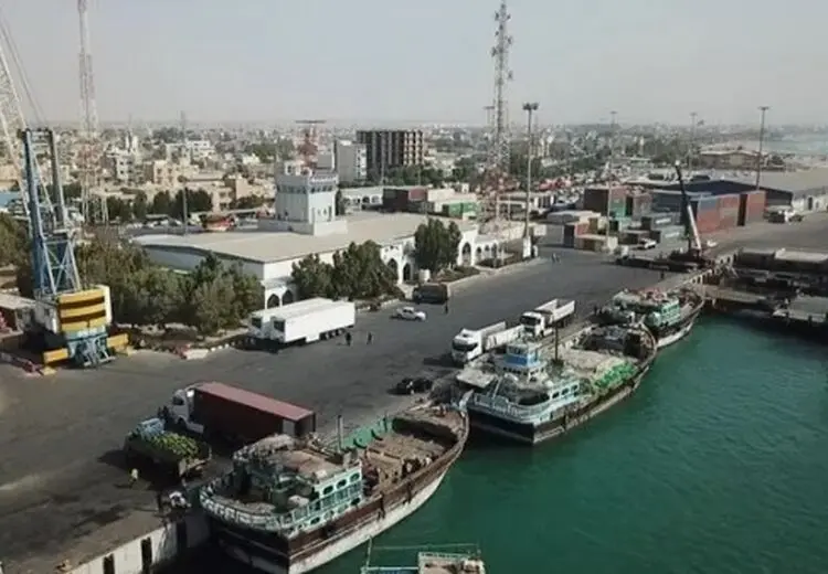 ارسال درهم و دلار با کشتی به ایران بخاطر قطع اینترنت!