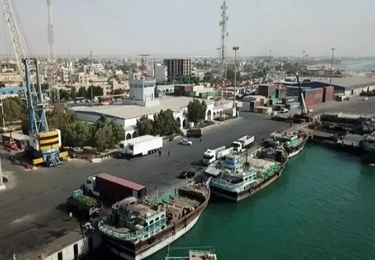 ارسال درهم و دلار با کشتی به ایران بخاطر قطع اینترنت!