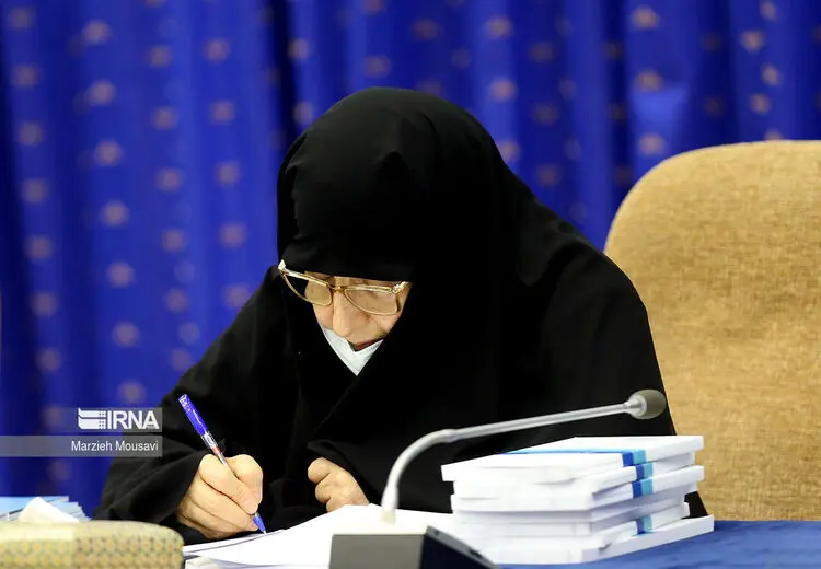 خزعلی معاون رییسی: از دولت تقاضا کردیم ساعت شروع کار مادران با فرزند زیر ۷ سال تا ساعت ۸ و ۳۰ دقیقه شناور باشد