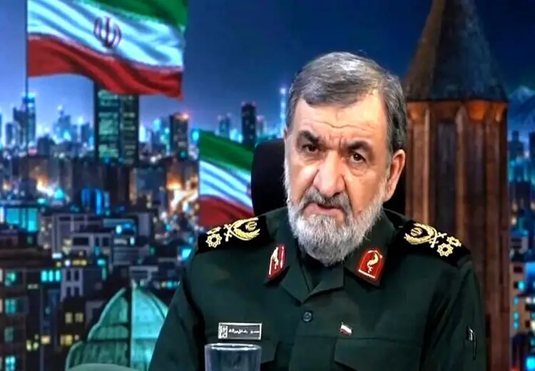 محسن رضایی: روزی که 100 نفر آمریکایی را اسیر بگیریم حساب کار دستشان می آید