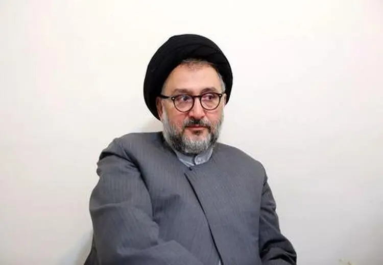 عکس جالب از روحانی معروف اصلاح‌طلب و دخترش در جوانی