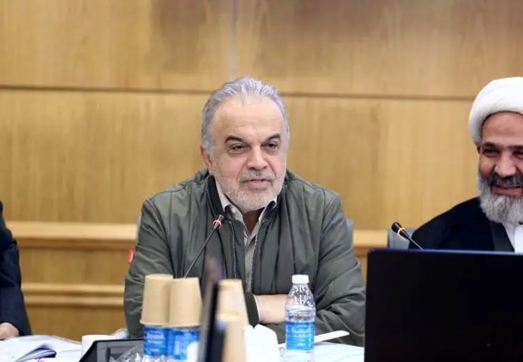 ۹۰۰ کارت بازرگانی اجاره‌ای با ۱۵ میلیارد دلار تعهد ارزی شناسایی شد