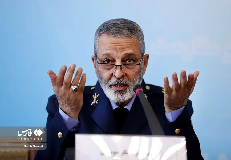 رئیس ستادکل نیروهای مسلح: ایران راه دیپلماسی و مذاکره را بهترین روش برای حل مشکلات می‌داند