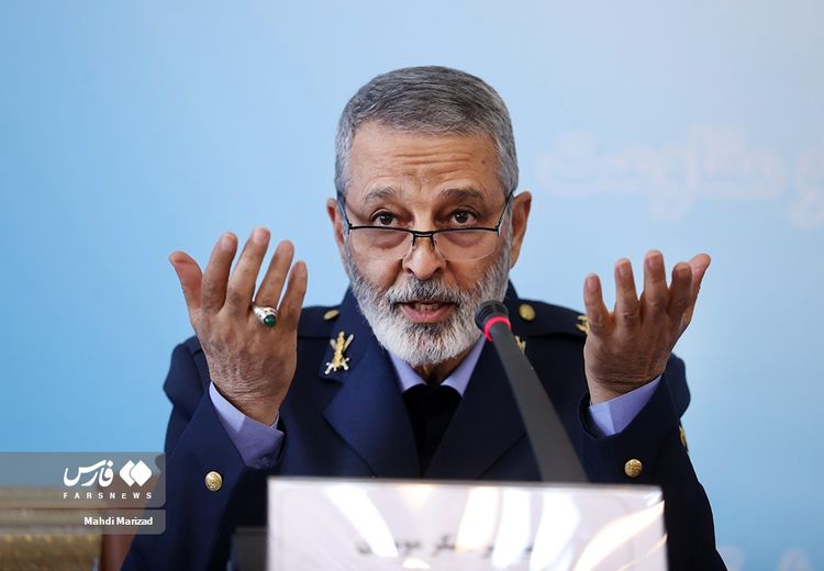 رئیس ستادکل نیروهای مسلح: ایران راه دیپلماسی و مذاکره را بهترین روش برای حل مشکلات می‌داند