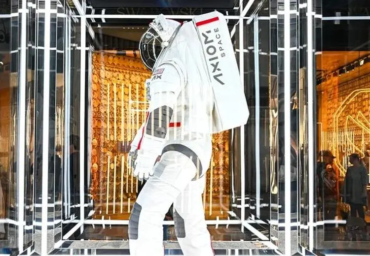 لباس فضایی ۱۳۶ کیلویی؛ چالش ناسا برای سفر به ماه