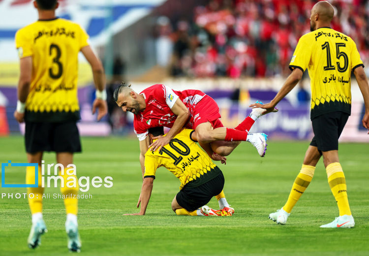 داور دیدار حساس پرسپولیس و سپاهان مشخص شد