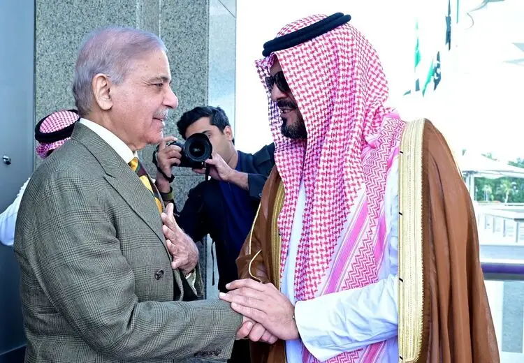 بسته کمکی عربستان برای پاکستان در ساعات اخیر توجه‌برانگیز شد