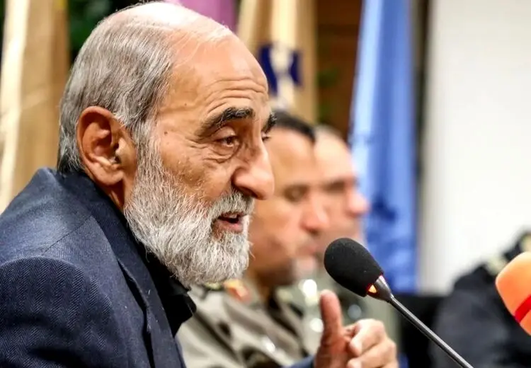 حسین شریعتمداری: ادامه حضور ایران در NPT باج دادن است/ چه عضو NPT باشیم یا نباشیم به ما حمله می کنند