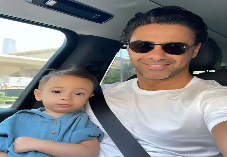 سلفی فرهاد مجیدی با خواهرزاده‌اش 