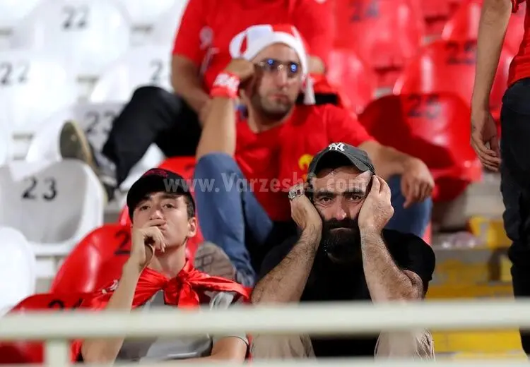 بهت و ناراحتی در چهره‌ تماشاگران، یادگار ماند! + عکس