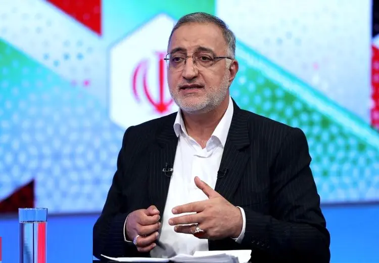 انتقاد روزنامه اصولگرا از زاکانی: لطفا وعده‌های فضایی ندهید!