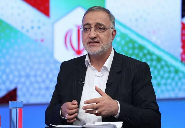 انتقاد روزنامه اصولگرا از زاکانی: لطفا وعده‌های فضایی ندهید!