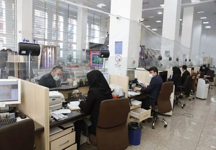 ساعات کار بانکها کاهش یافت!