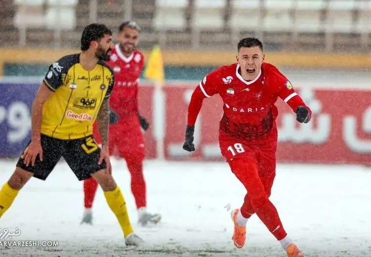 درخواست غیرمنتظره ۲ ستاره از پرسپولیس!