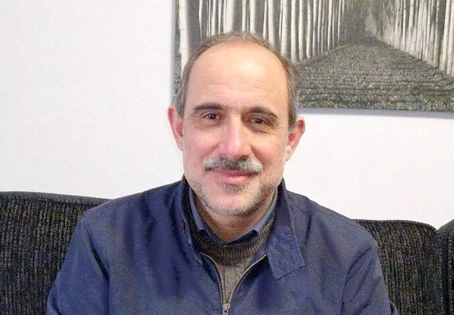 وقت نمک پاشیدن بر زخم ها نیست