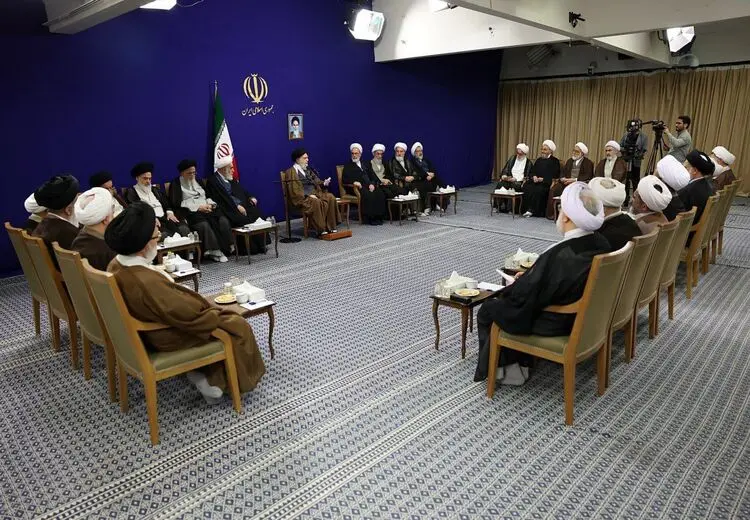 رهبر انقلاب: جمهوری اسلامی، حکومت مدنظر علامه نائینی است