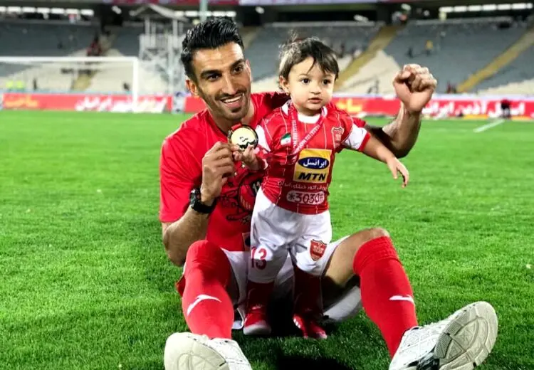 مهمان ویژه تمرین پرسپولیس + عکس