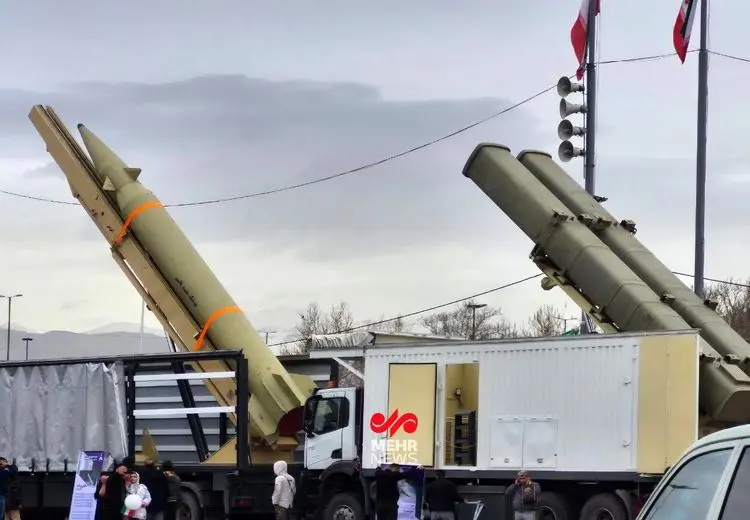 نمایش موشک‌های دوربرد ایران در میدان آزادی تهران 

