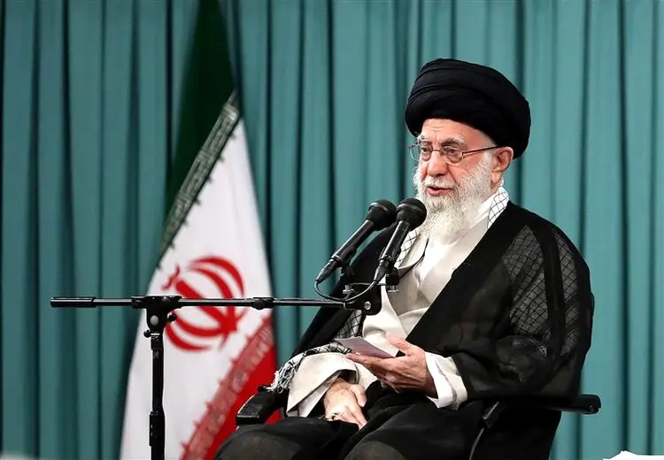 رهبر انقلاب: شهدا هویت ملت ایران هستند؛ هویت ملی نباید فراموش شود