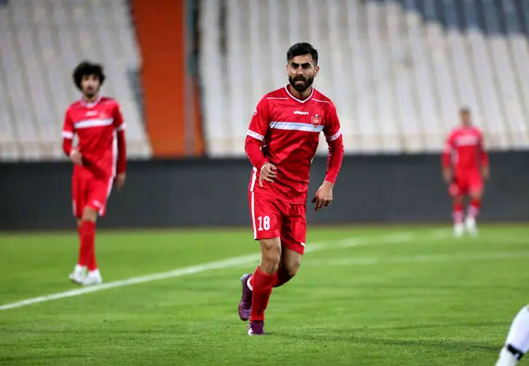 هافبک پرسپولیس قراردادش را فسخ کرد
