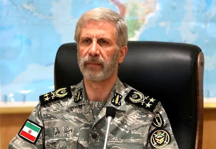 فرمانده کل ارتش اعلام آمادگی کرد