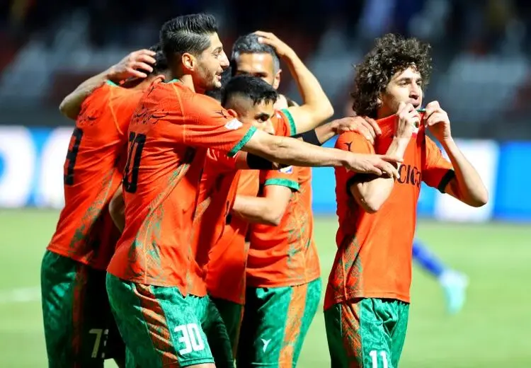 جشن مسی‌ها بعد از شکست استقلال + عکس
