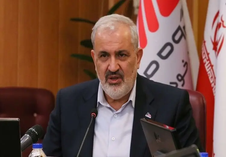وزیر صمت: خودروسازان ما «خودروباز» هستند/ ماشین بنده برقی است و خودم آن را ساختم!