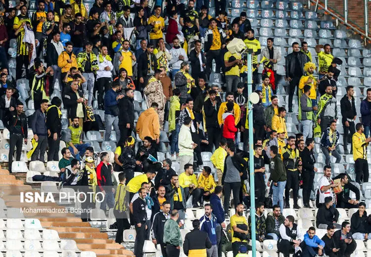 VAR دو گل سپاهان را رد کرد