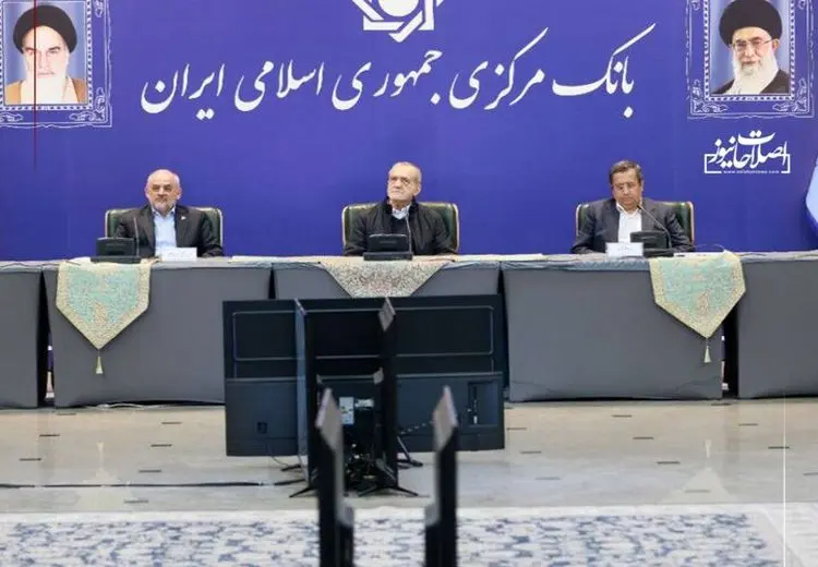 ماجرای رفتن پزشکیان به بانک مرکزی چه بود؟