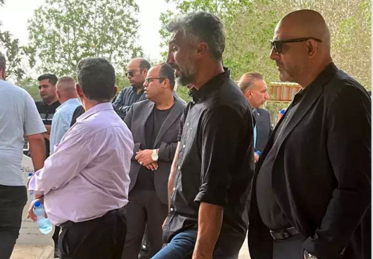 مهدی هاشمی‌نسب بر مزار پدر + عکس