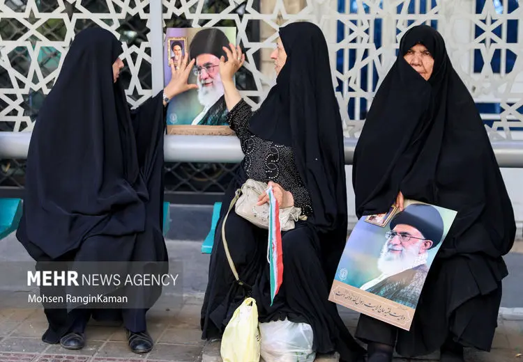 شهادت دختر، داماد، نوه و عروس رهبر 