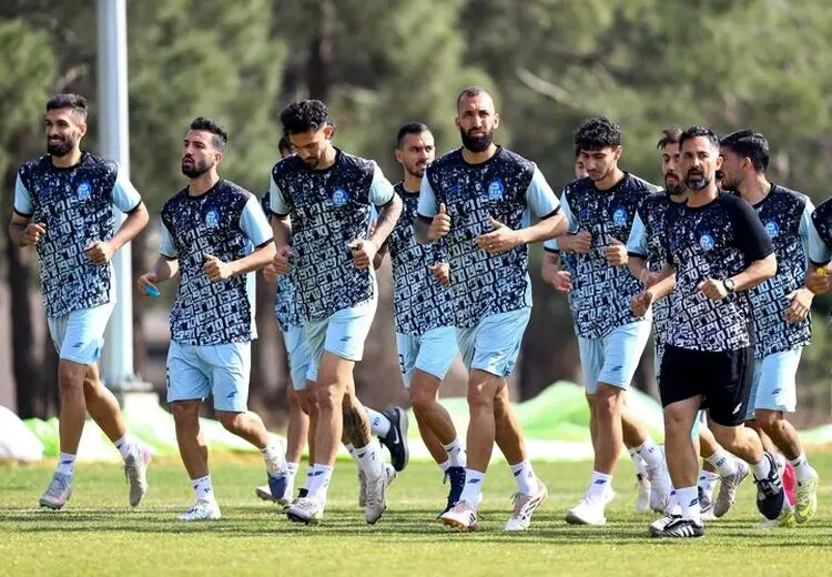 برگزاری تمرین روز شنبه استقلال با حضور هواداران و خبرنگاران