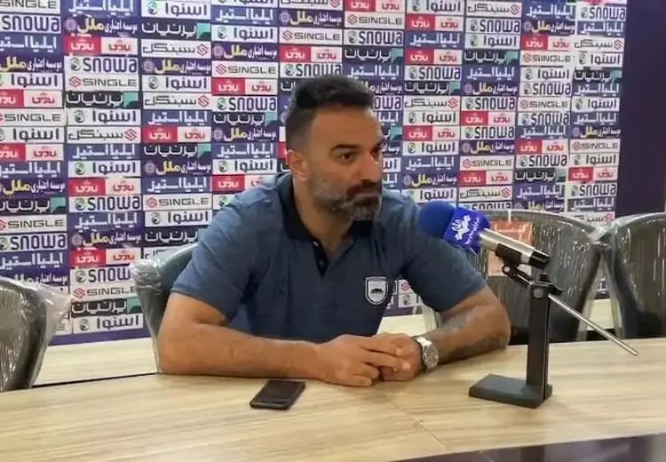 حنیف: هر چه گفتید نثار خودتان!