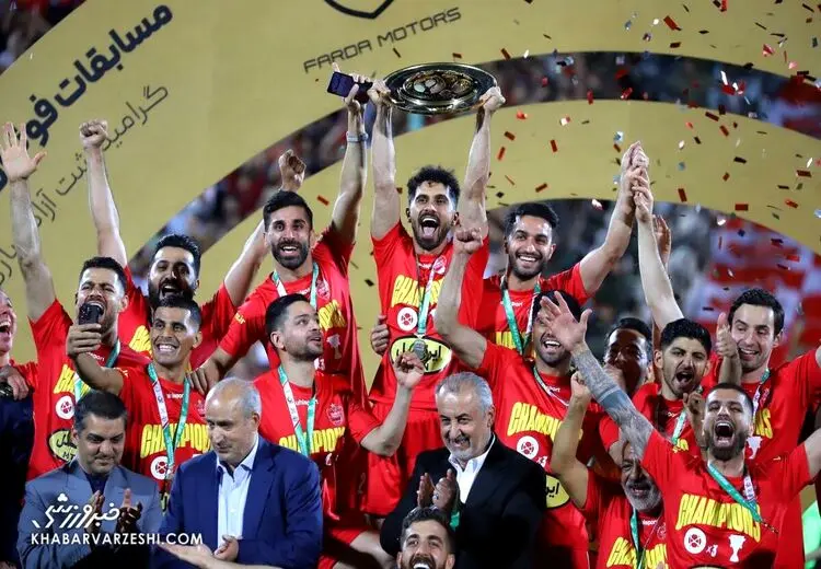 مجری شبکه سه می‌خواهد یک جام را از پرسپولیس بگیرد