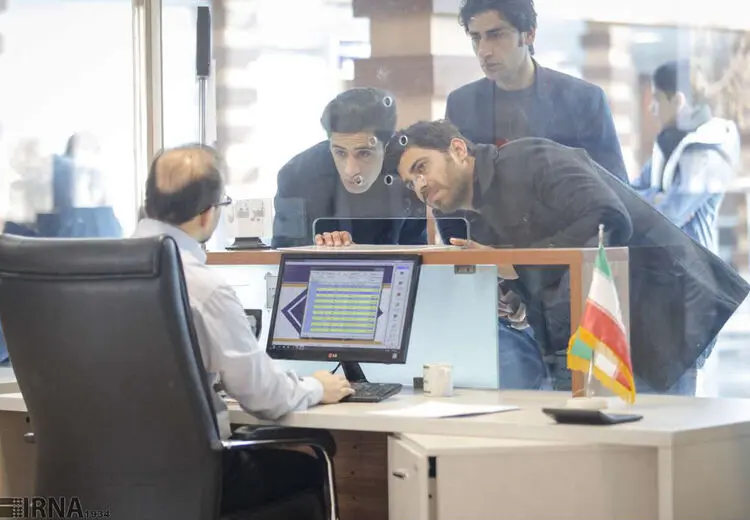 تغییر ساعات کاری ادارات و بانک‌ها از ۱۵ فروردین