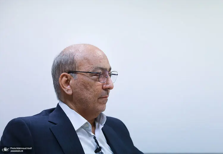 یک زندانی سیاسی آزاد شد