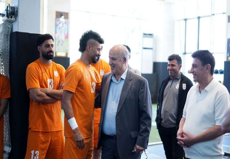 مهدی تاج: در فوتسال و فوتبال ساحلی می‌توانیم با کمترین هزینه، بهترین نتایح را کسب کنیم