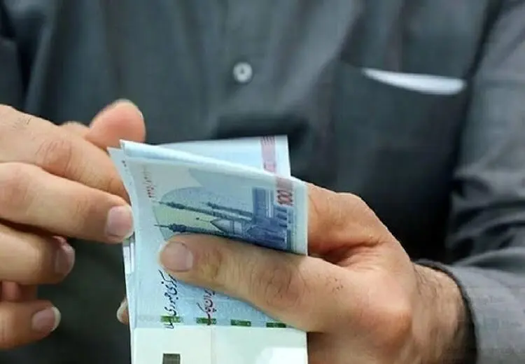 دولت: حقوق کارکنان بدون وقفه پرداخت می‌شود
