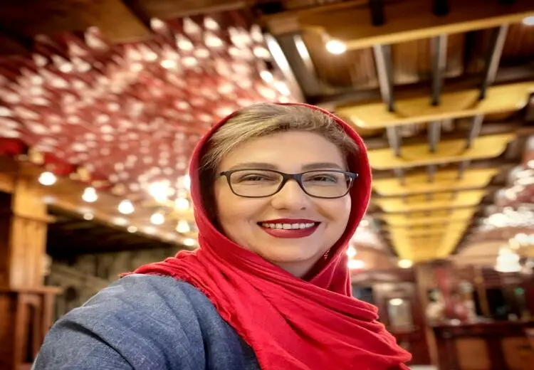 تصویری از میانسالی خانم بازیگر
