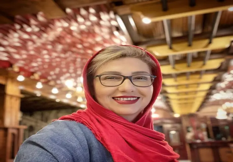 تصویری از میانسالی خانم بازیگر