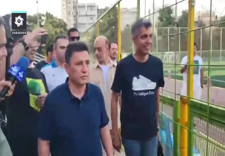 حضور فردوسی‌پور و قلعه‌نویی در دیدار خیریه ملی‌پوشان ۹۸/ فیلم