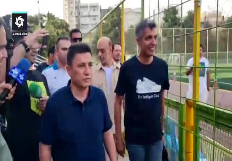 حضور فردوسی‌پور و قلعه‌نویی در دیدار خیریه ملی‌پوشان ۹۸/ فیلم