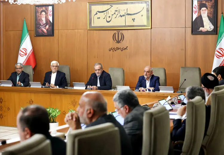پزشکیان: در پاسخ به نامه ترامپ موضوع مذاکره مستقیم رد شده، اما رهبری تاکید فرمودند که مذاکره غیرمستقیم همچنان می‌تواند ادامه داشته باشد