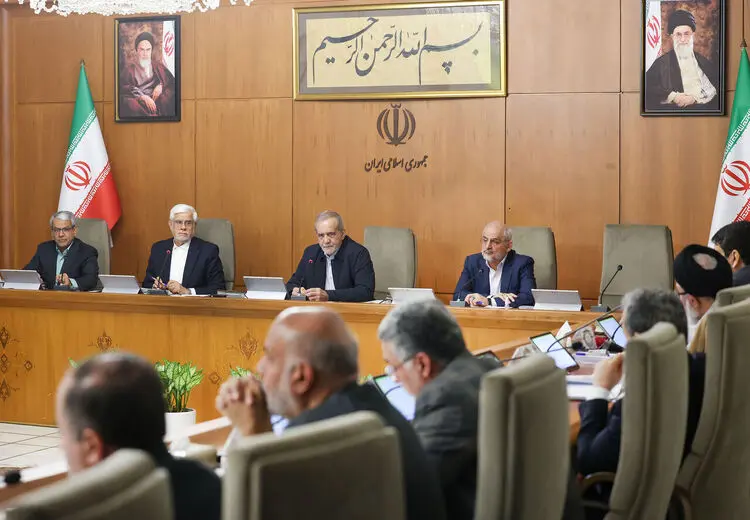 پزشکیان: در پاسخ به نامه ترامپ موضوع مذاکره مستقیم رد شده، اما رهبری تاکید فرمودند که مذاکره غیرمستقیم همچنان می‌تواند ادامه داشته باشد