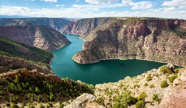 کشف راز 150 ساله سبزترین رودخانه‌ آمریکا که  «سربالا» می‌رود!