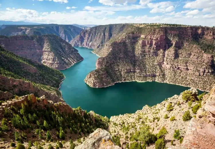 کشف راز 150 ساله سبزترین رودخانه‌ آمریکا که  «سربالا» می‌رود!