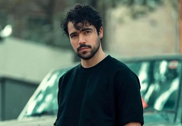 توییت جنجالی شروین حاجی‌پور خطاب به مردم + عکس