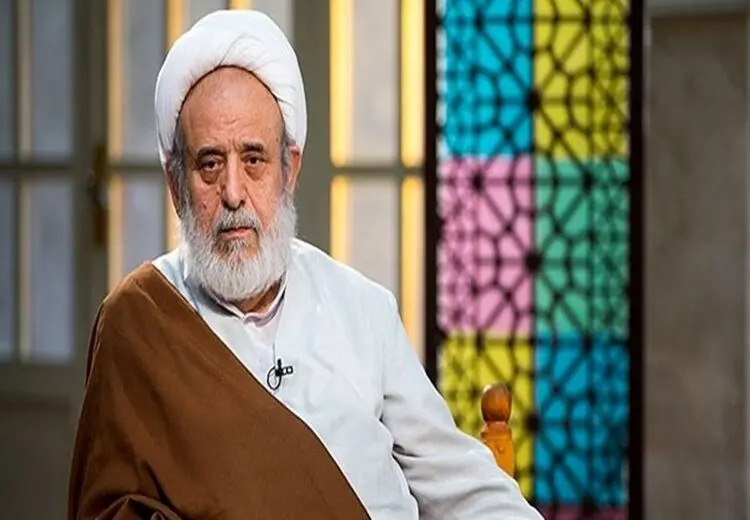 حاج حسین انصاریان: خیلی از بیماران به علت نداشتن پول می‌میرند/ برخی به دلیل «فقر» برای اینکه خجالت‌زده زن و فرزند نشوند، خود را می‌کشند / در جامعه ما گذشت کم شده است